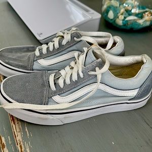 Light blue vans, old school size 7 women’s